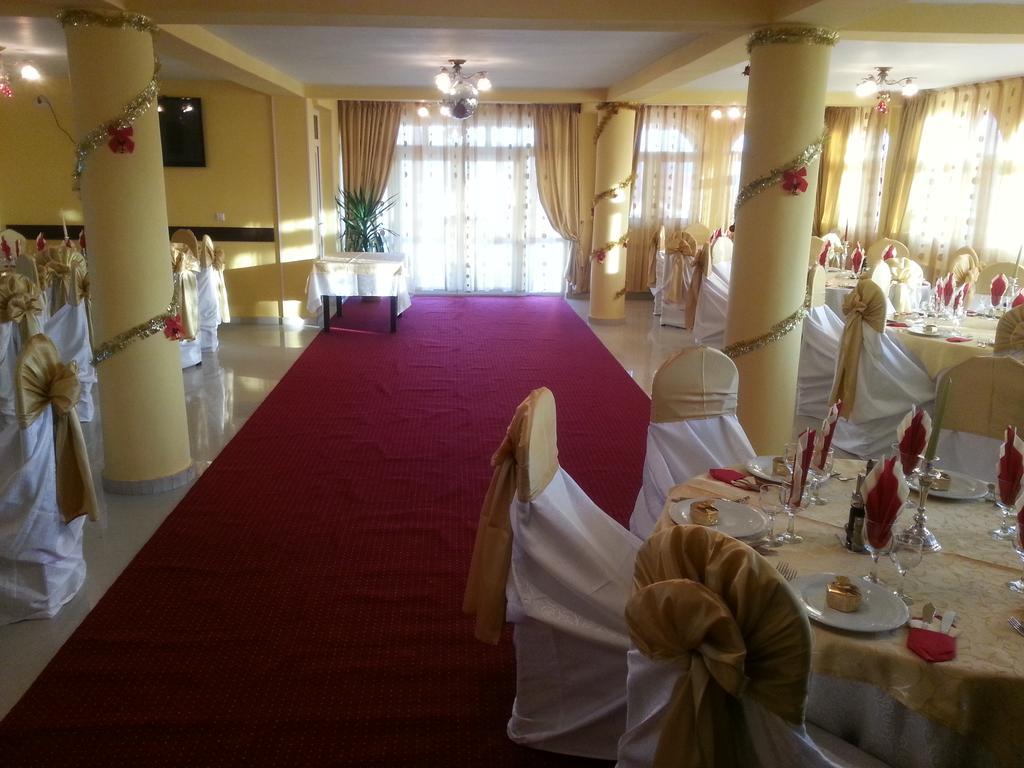 Pensiunea Cristal Tulcea Esterno foto